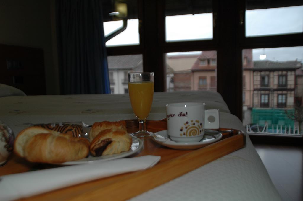Hotel Zaravencia By Bossh Hotels Toro Esterno foto